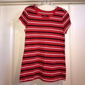 Gap - essential crew top- size small